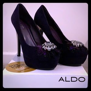 ALDO Purple velvet stilettos with bouch